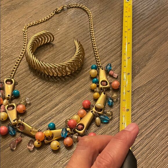 VTG Gold and Multicolor Beaded statement Necklace and Bracelet Set - Picture 2 of 11